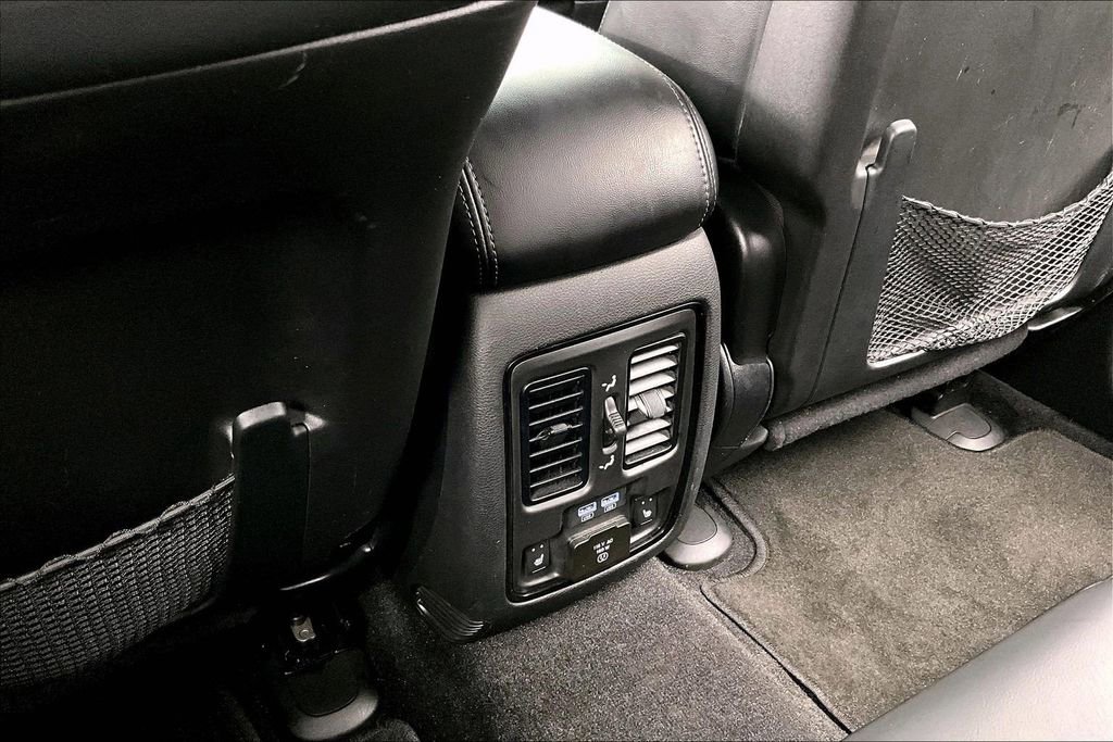 Used 2022 Dodge Durango GT image 34