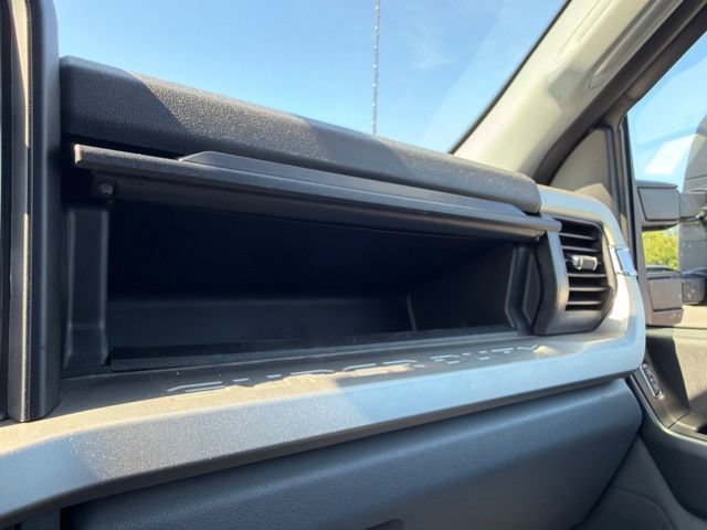 Certified 2023 Ford F250 XLT w/ Snow Plow/Camper Package AWD/4WD image 34