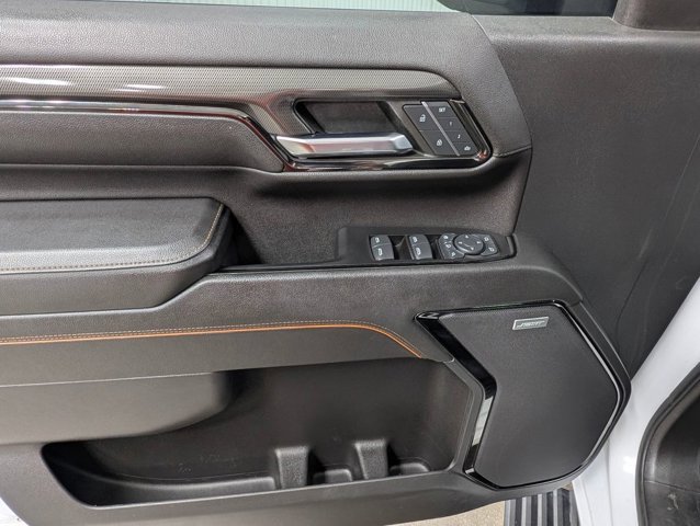 Used 2024 GMC Sierra 2500 AT4 w/ AT4 Premium Plus Package AWD/4WD image 12