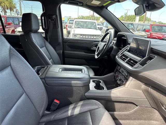 Used 2024 Chevrolet Tahoe Z71 w/ Luxury Package AWD/4WD image 20