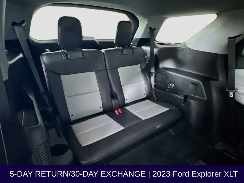 Certified 2023 Ford Explorer XLT w/ Equipment Group 202A AWD/4WD image 31