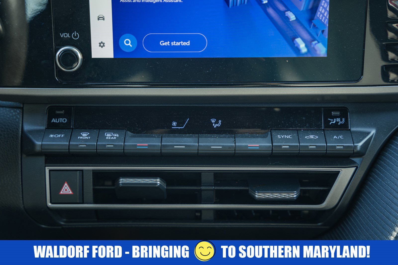 Used 2025 Toyota Camry SE image 21