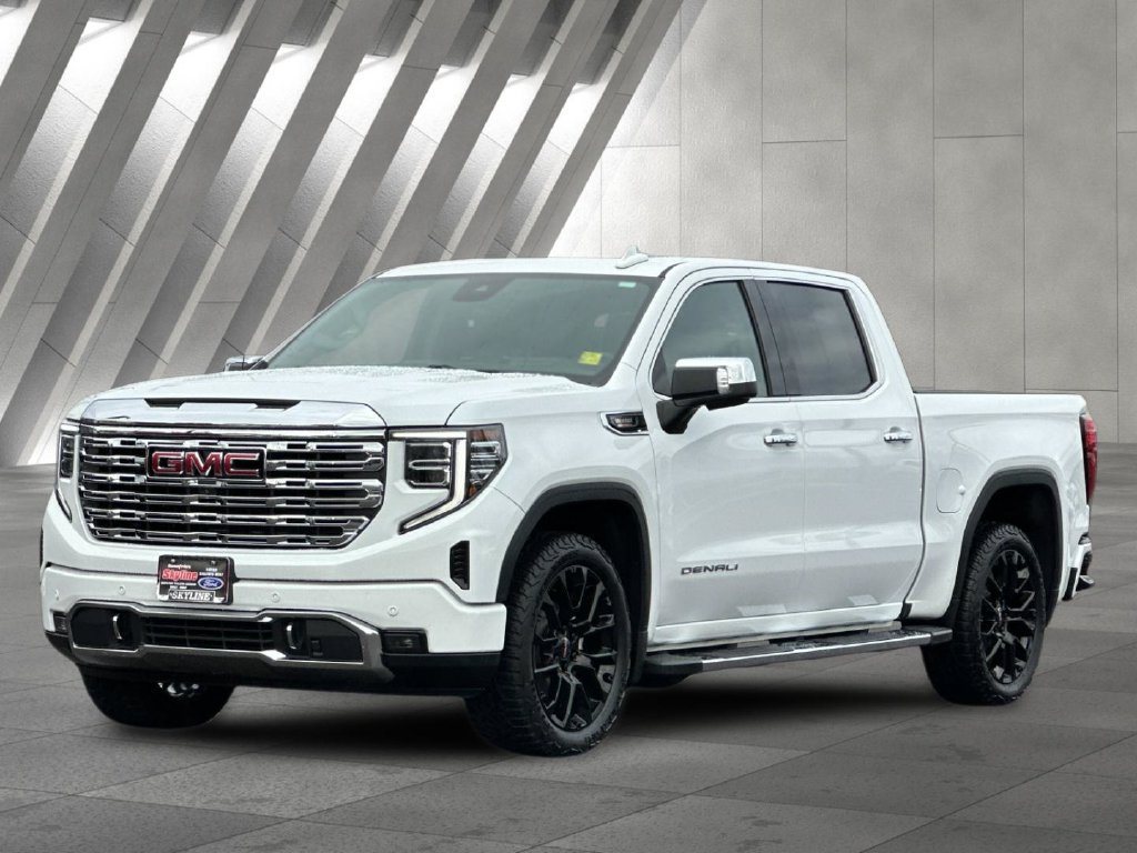 Used 2023 GMC Sierra 1500 Denali w/ Technology Package AWD/4WD image 7