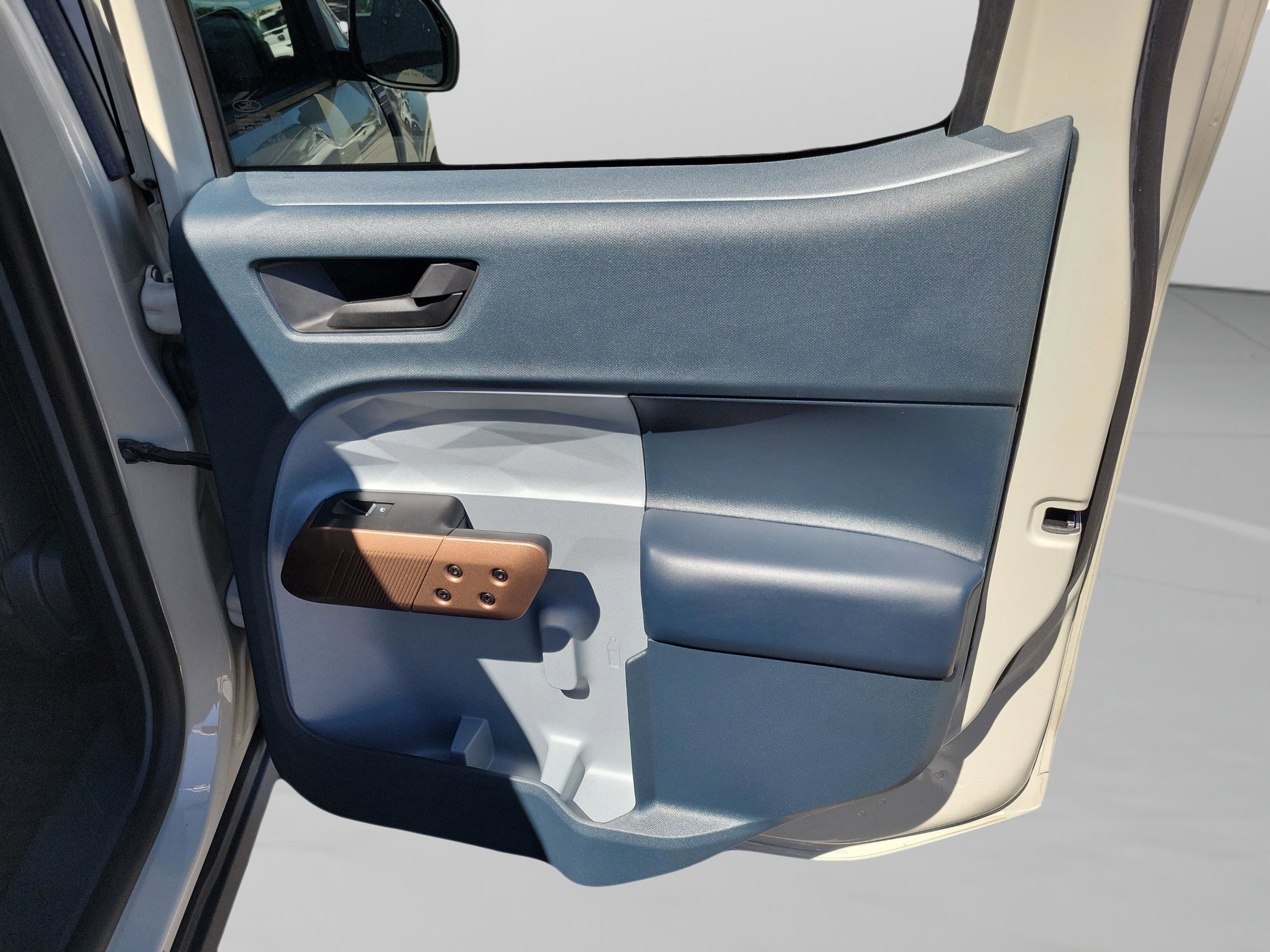 Certified 2024 Ford Maverick Lariat image 29