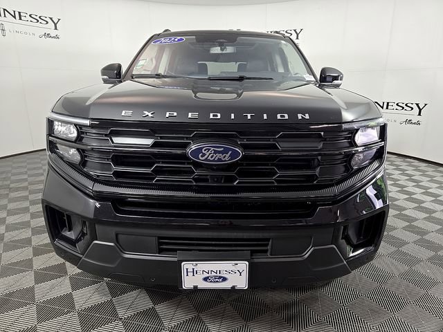 Certified 2025 Ford Expedition Active RWD image 3