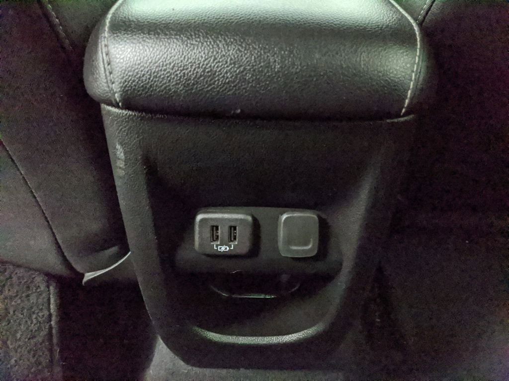 Used 2022 Chevrolet Colorado LT image 20