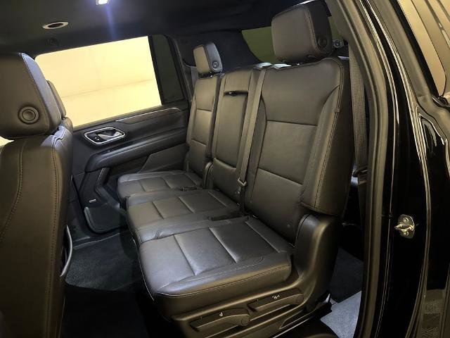 Used 2022 Chevrolet Suburban Z71 AWD/4WD image 33