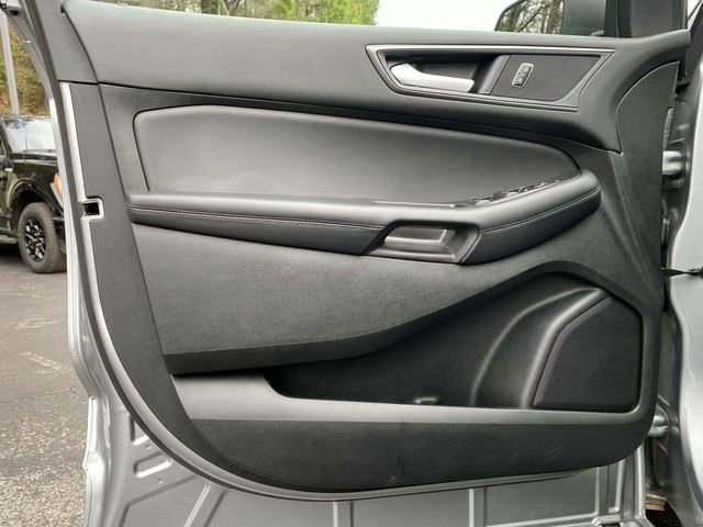 Certified 2024 Ford Edge SE image 17