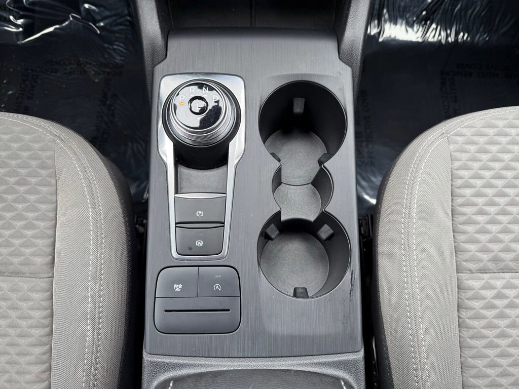 Certified 2021 Ford Escape SE w/ SE Sport Appearance Package image 15