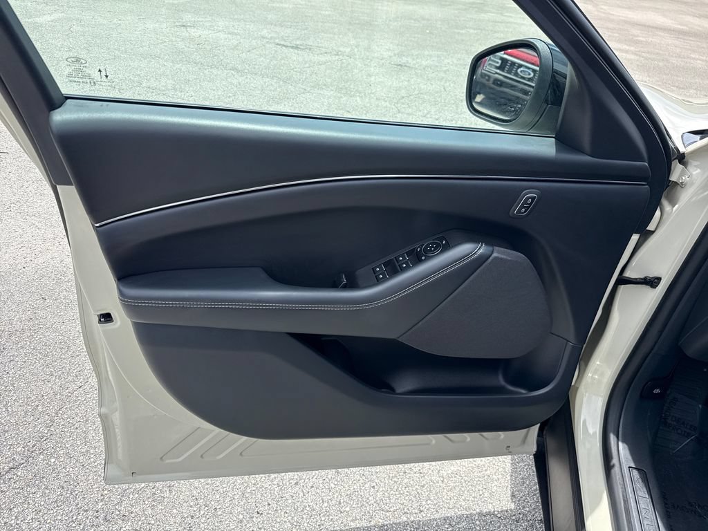 Certified 2025 Ford Mustang Mach-E Select RWD image 14