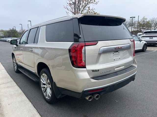Used 2022 GMC Yukon XL Denali AWD/4WD image 7