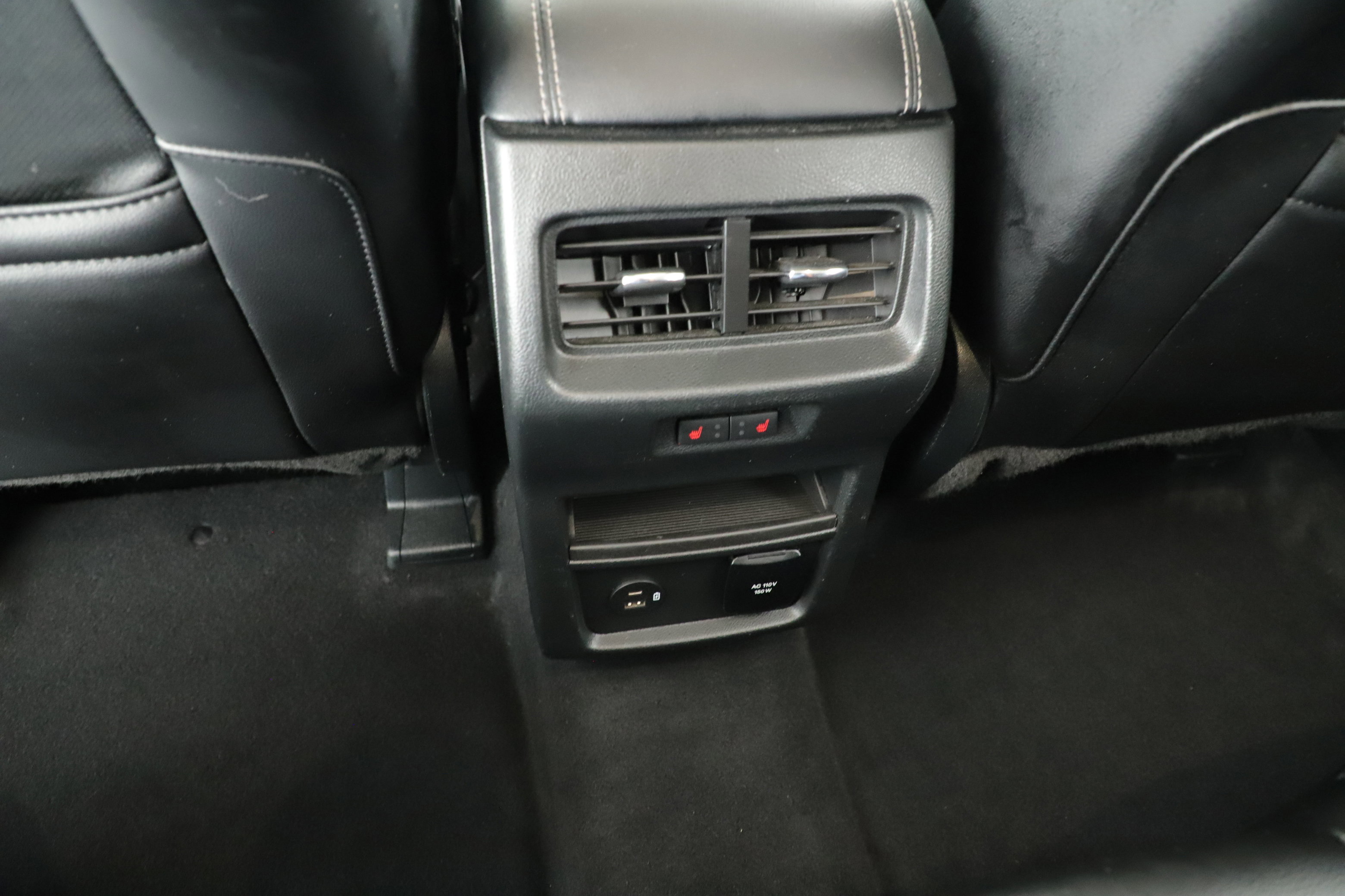 Certified 2022 Ford Edge Titanium w/ Equipment Group 301A image 24