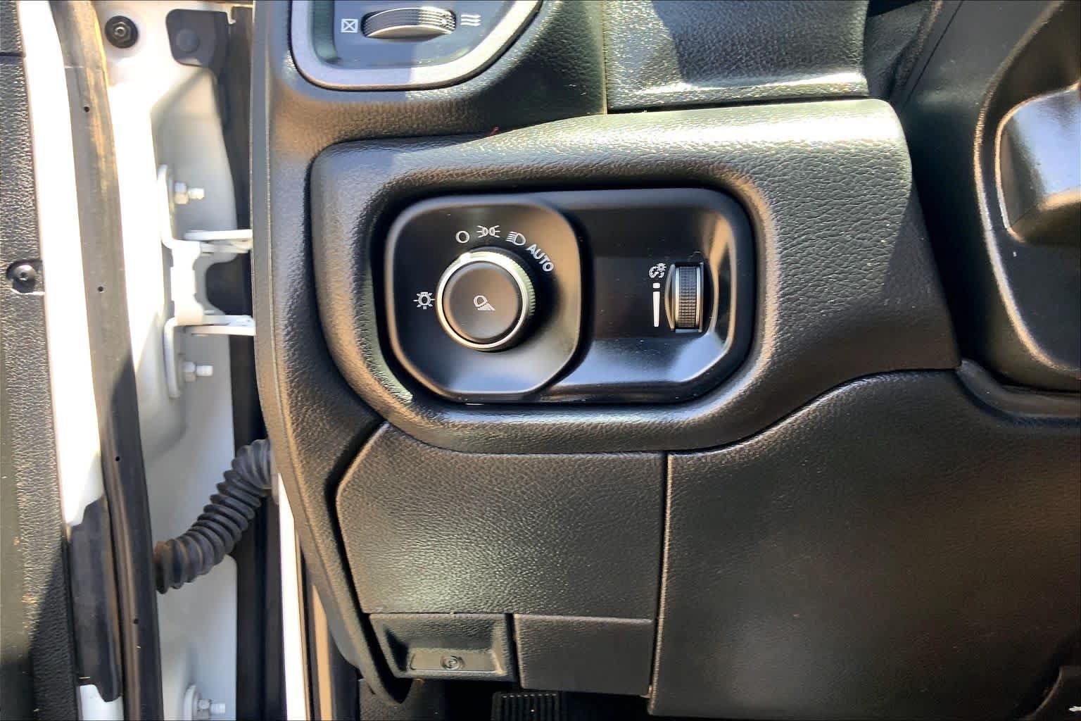 Used 2023 RAM 3500 Tradesman AWD/4WD image 36