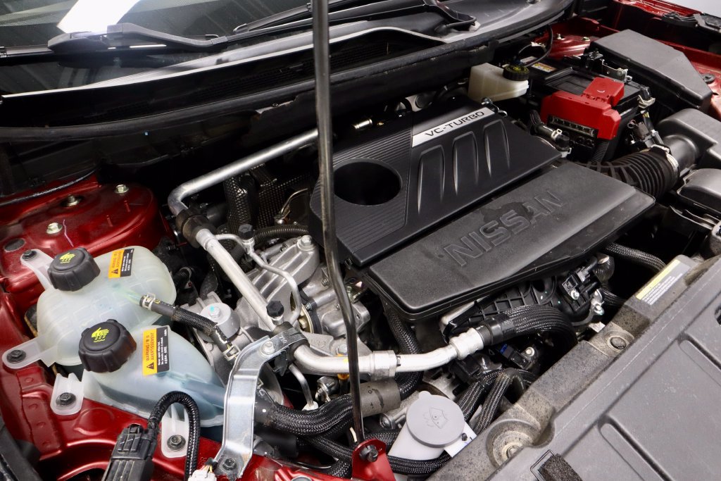 Used 2023 Nissan Rogue Platinum FWD image 18