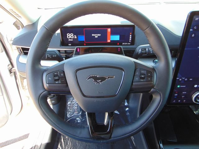 Certified 2022 Ford Mustang Mach-E Select w/ Comfort/Technology Package RWD image 15