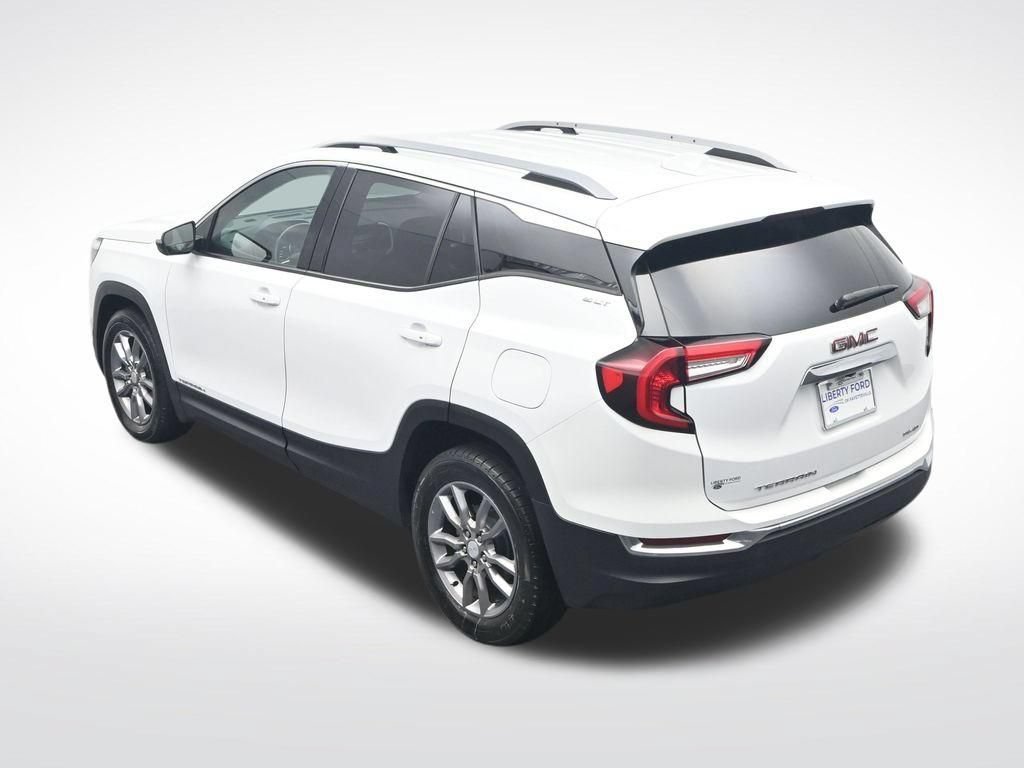 Used 2024 GMC Terrain SLT AWD/4WD image 30