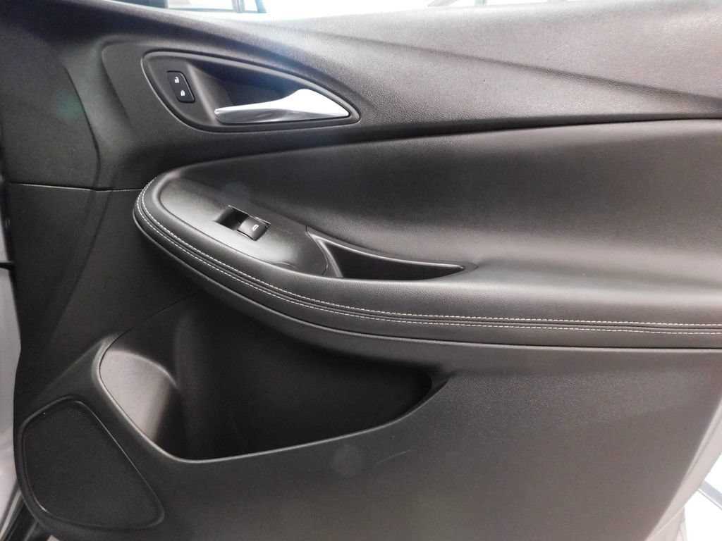 Used 2025 Buick Encore GX Preferred FWD image 48