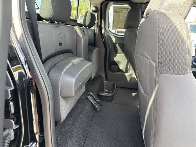 Used 2025 Nissan Frontier SV RWD image 20