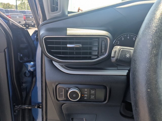 Certified 2022 Ford Explorer XLT w/ Equipment Group 202A RWD image 17