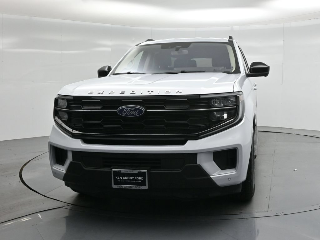 Certified 2025 Ford Expedition Max Active RWD image 53