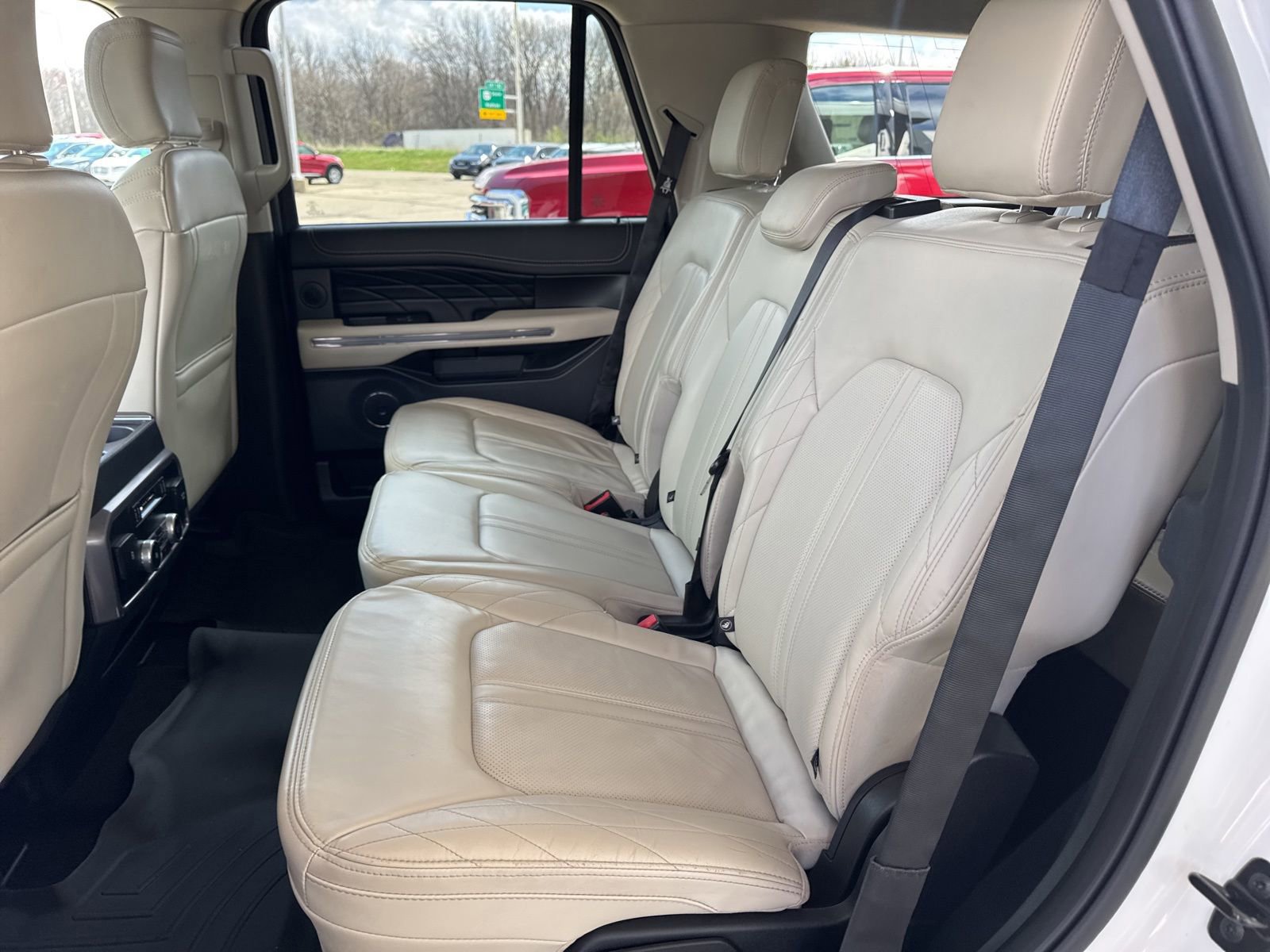 Certified 2021 Ford Expedition Platinum image 40