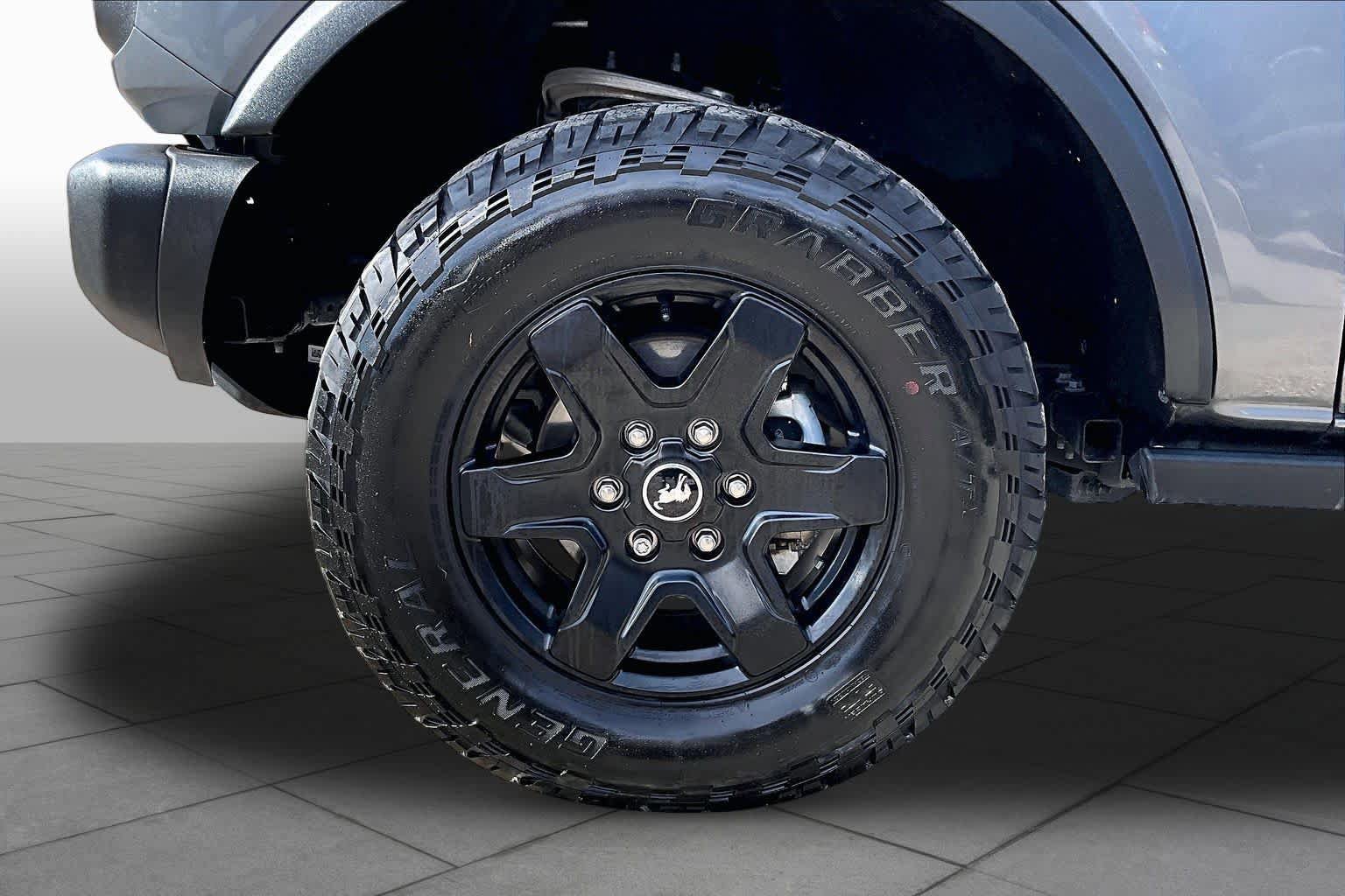 Certified 2024 Ford Bronco Black Diamond AWD/4WD image 11