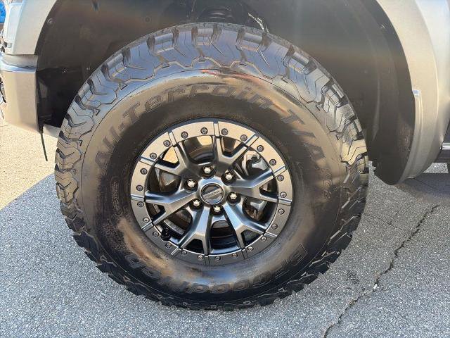Certified 2022 Ford F150 Raptor w/ Raptor 37 Performance Package AWD/4WD image 10