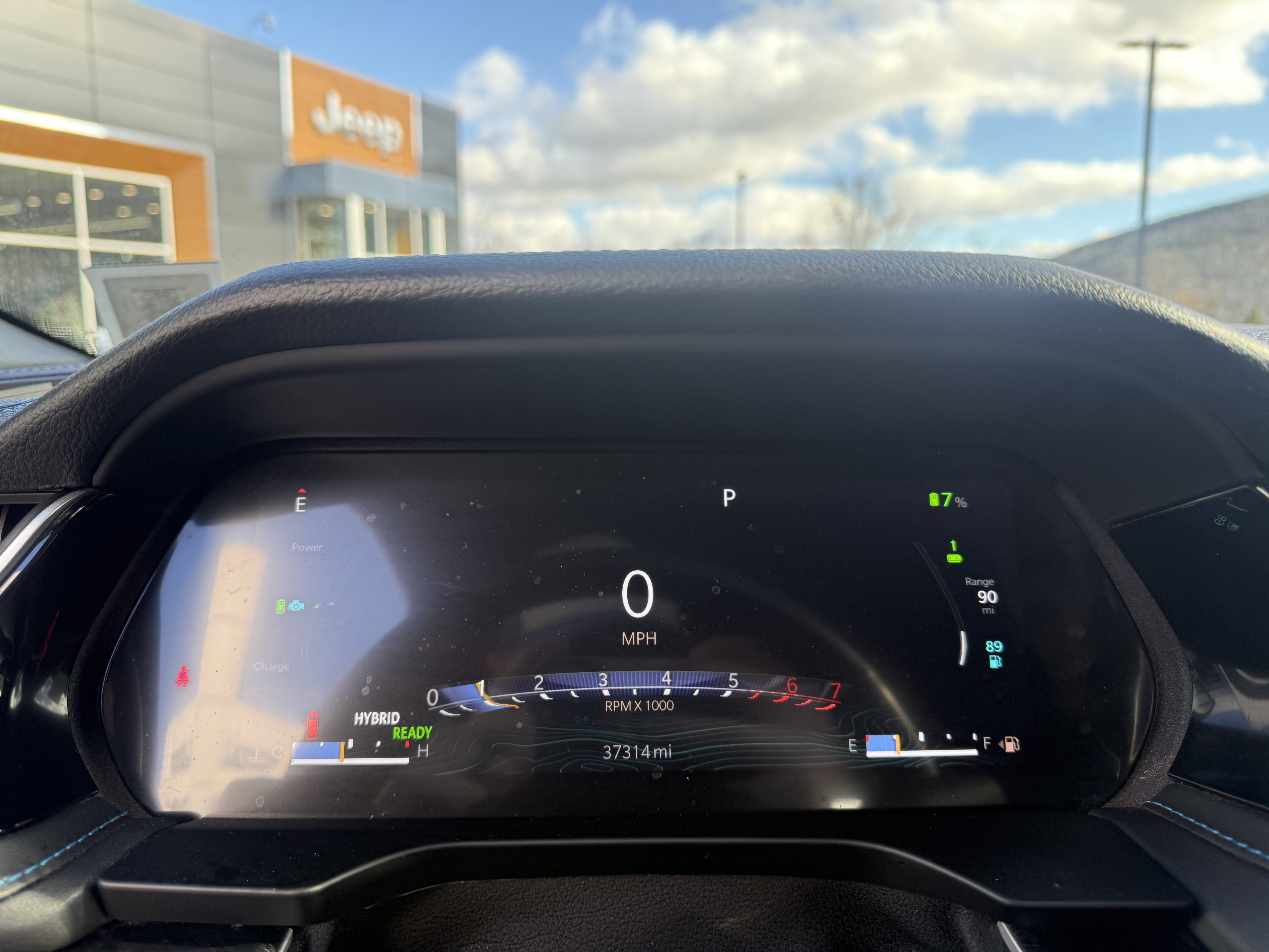 Used 2023 Jeep Grand Cherokee Trailhawk w/ Luxury Tech Group III image 13