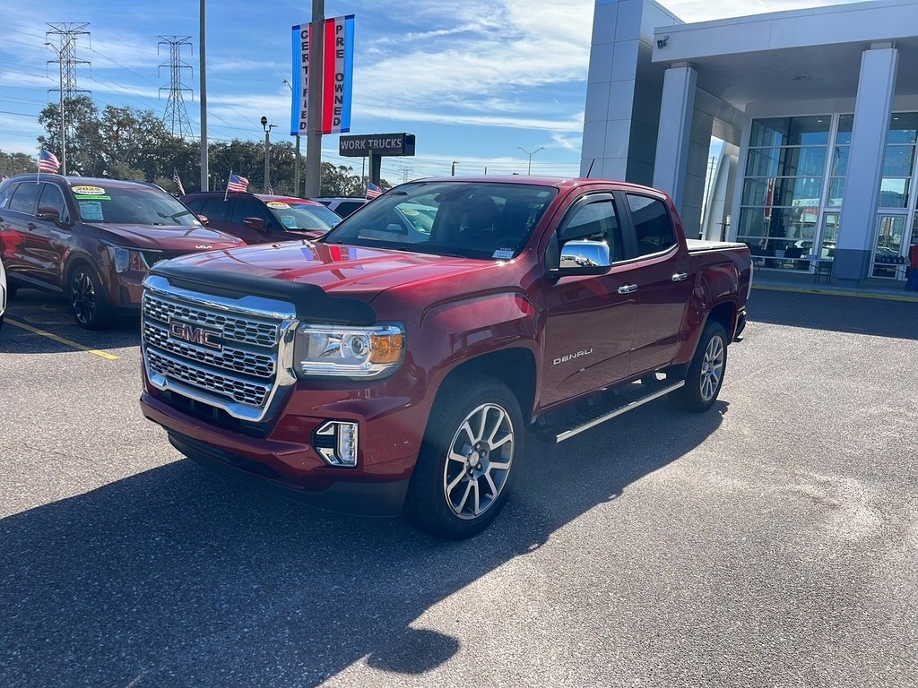 Used 2021 GMC Canyon Denali image 2
