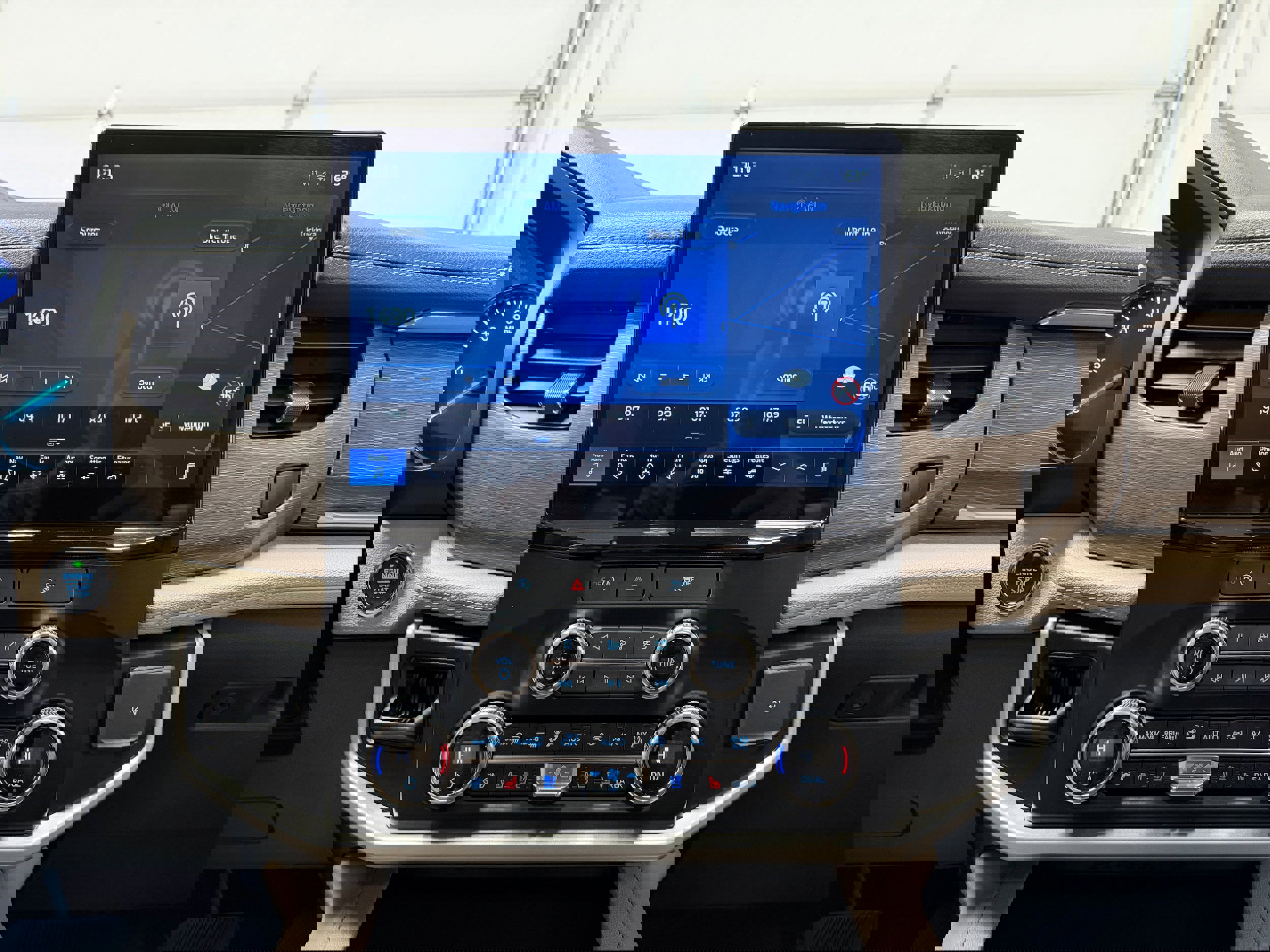 Certified 2024 Ford Expedition Max Limited image 26