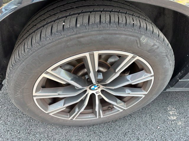 Used 2025 BMW X6 xDrive40i w/ Climate Comfort Package AWD/4WD image 10
