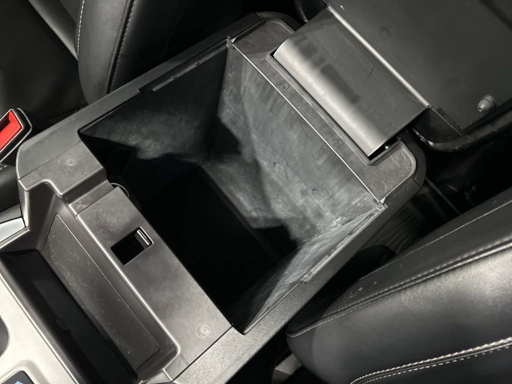 Certified 2023 Ford Explorer XLT w/ Equipment Group 202A image 27