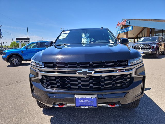 Used 2022 Chevrolet Suburban Z71 w/ Luxury Package AWD/4WD image 9