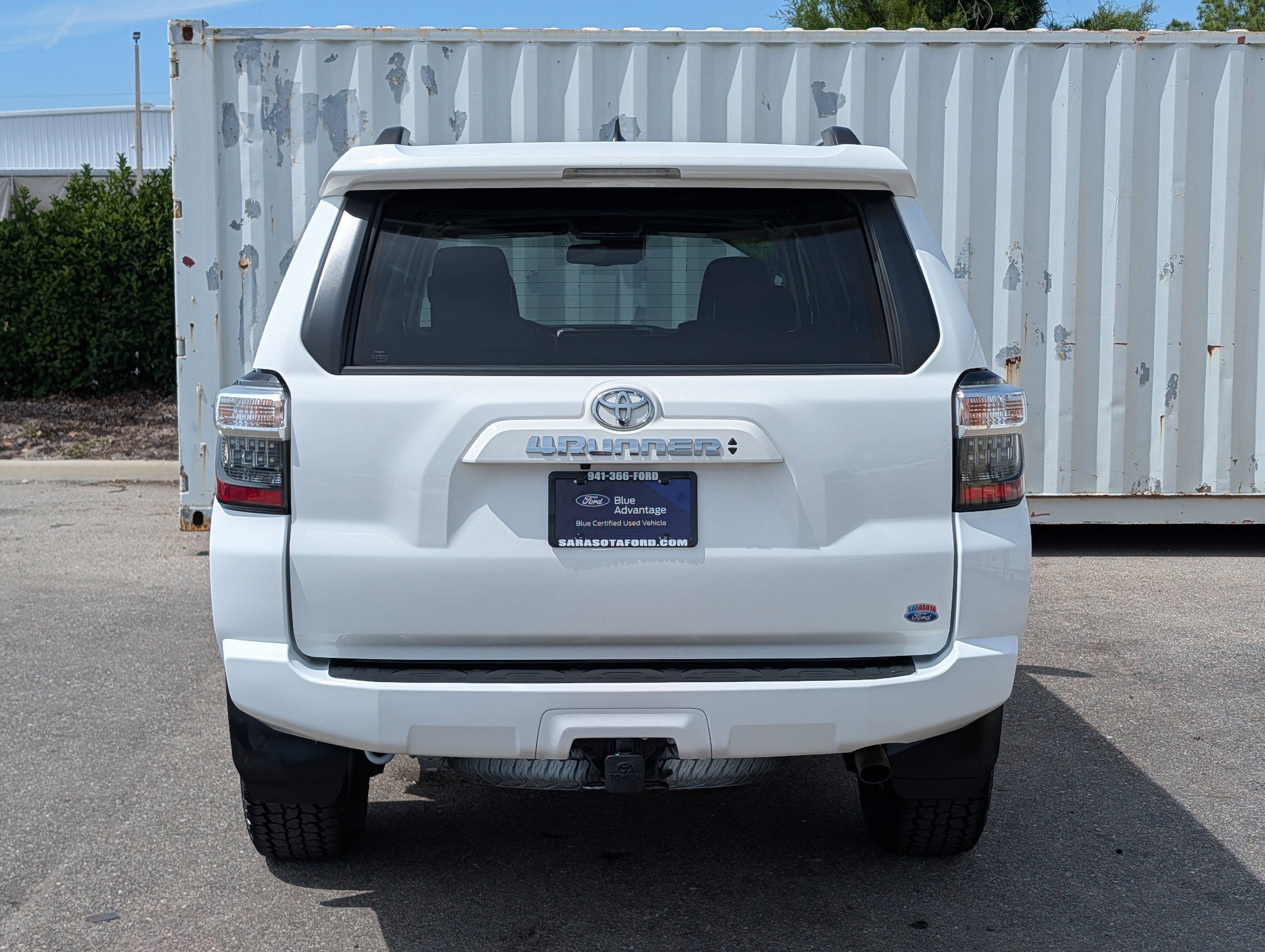 Used 2022 Toyota 4Runner SR5 Premium w/ Moonroof Package AWD/4WD image 5