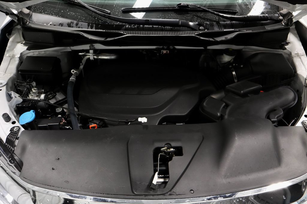 Used 2023 Honda Odyssey Touring image 17