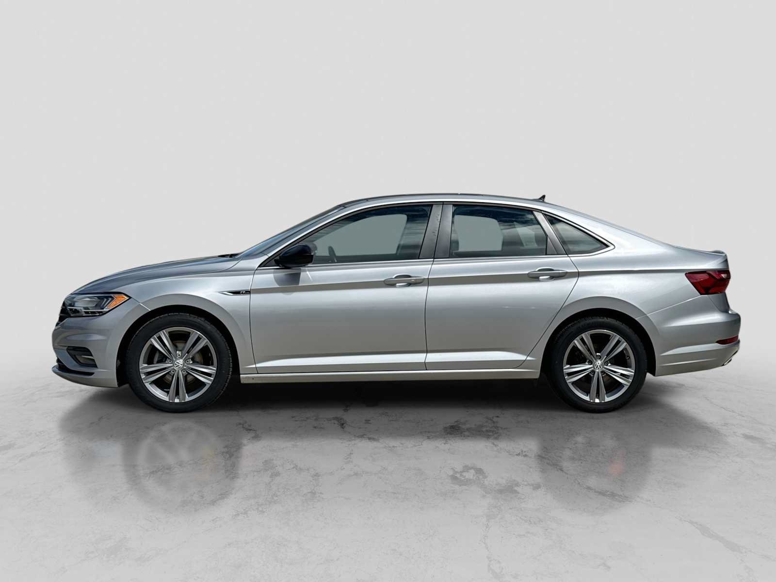 Used 2020 Volkswagen Jetta R-Line FWD image 3