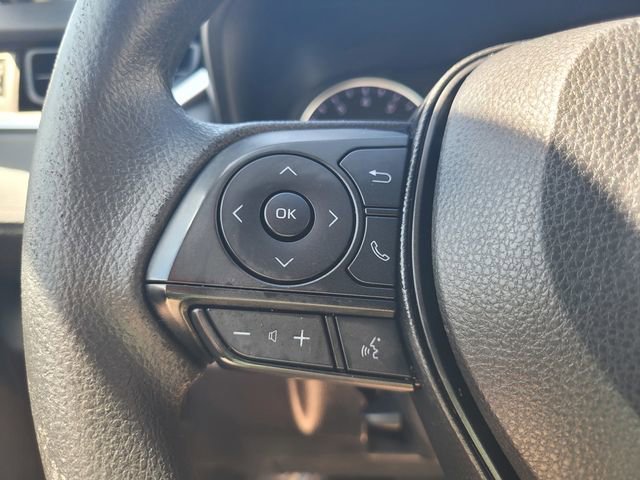 Used 2019 Toyota RAV4 XLE AWD/4WD image 28