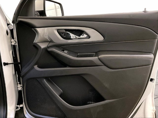 Used 2021 Chevrolet Traverse LT FWD image 23