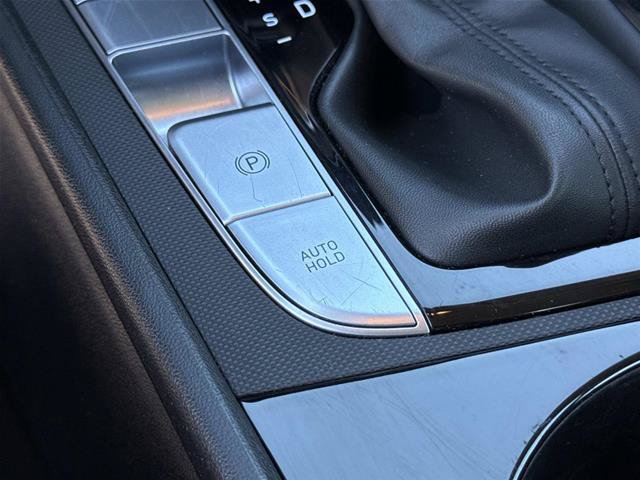 Used 2025 Hyundai Elantra SEL FWD image 29