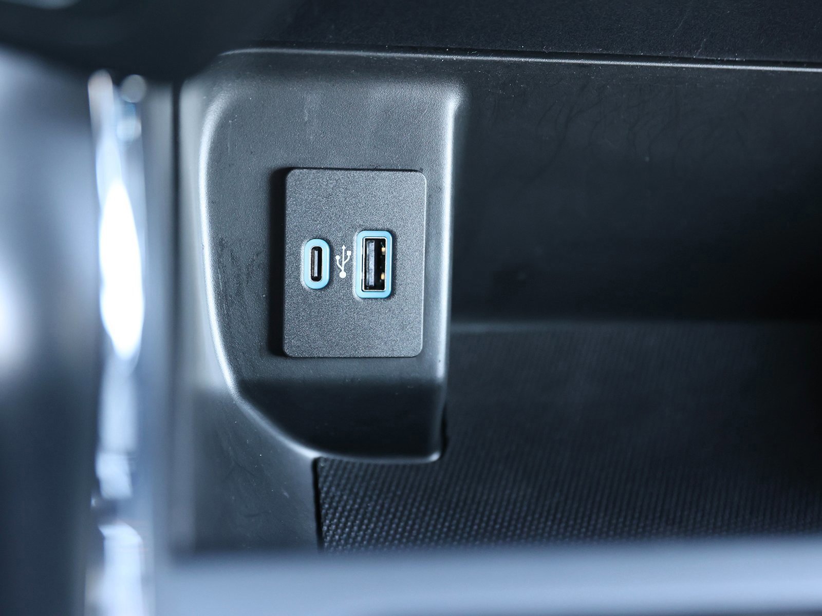 Certified 2024 Ford F150 STX w/ Tow/Haul Package image 31