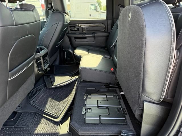 Used 2025 RAM 2500 Limited AWD/4WD image 22
