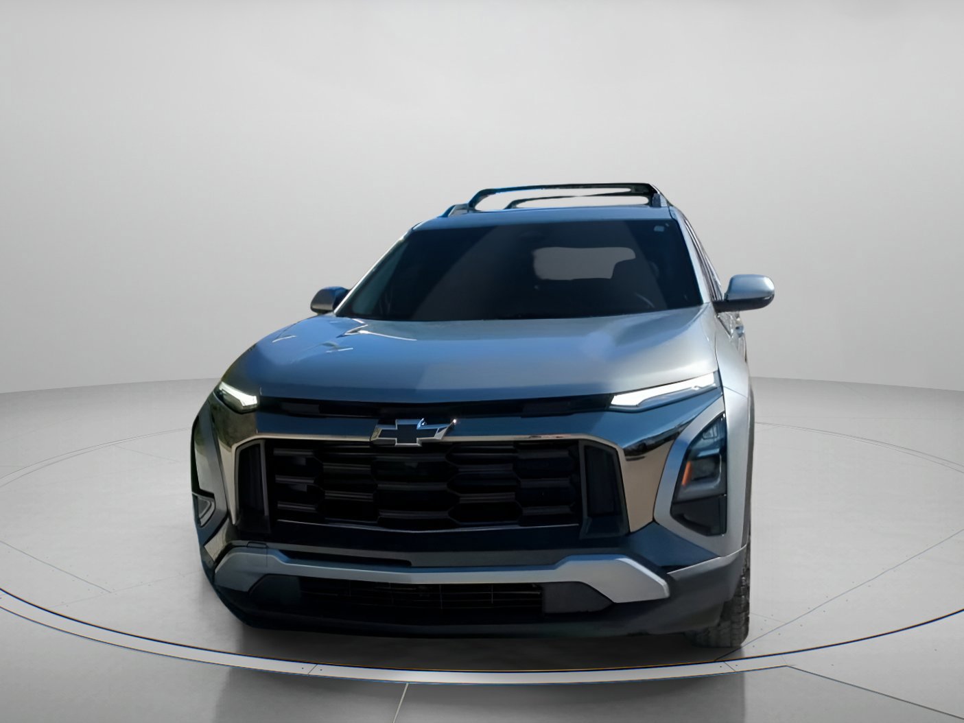 Used 2025 Chevrolet Equinox ACTIV w/ Convenience Package III image 2