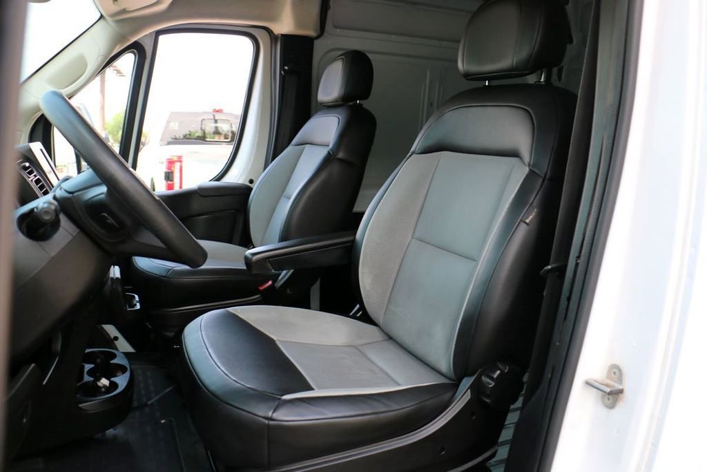 Used 2024 RAM ProMaster 2500 w/ Convenience Group FWD image 15