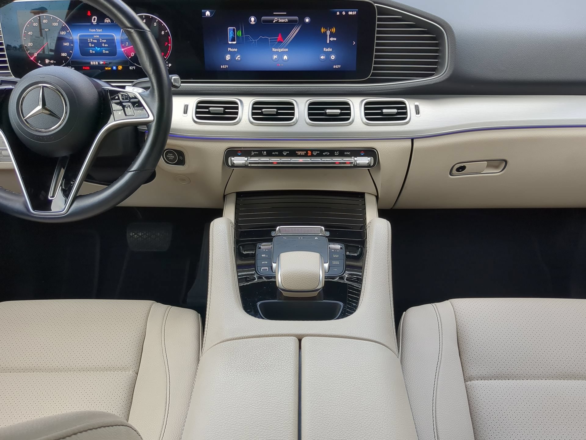 Used 2025 Mercedes-Benz GLE 350 4MATIC w/ Driver Assistance Package image 52