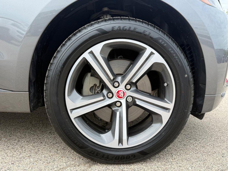 Used 2017 Jaguar F-PACE R-Sport AWD/4WD image 12