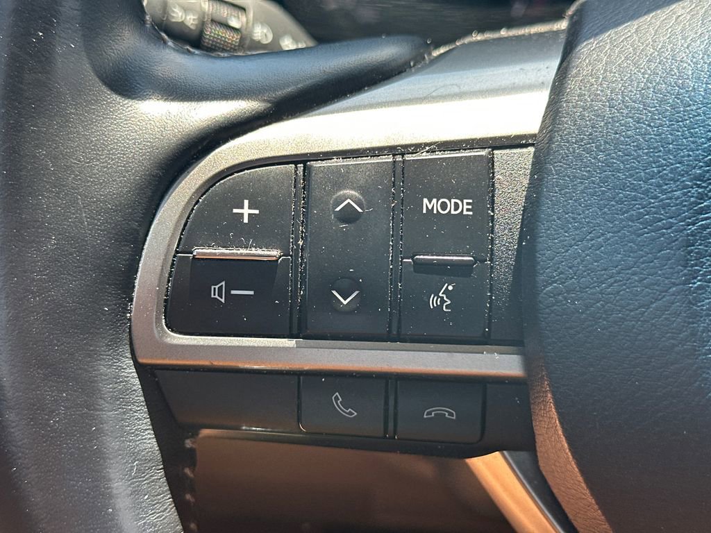 Used 2022 Lexus GX 460 Premium w/ Premium Package AWD/4WD image 25