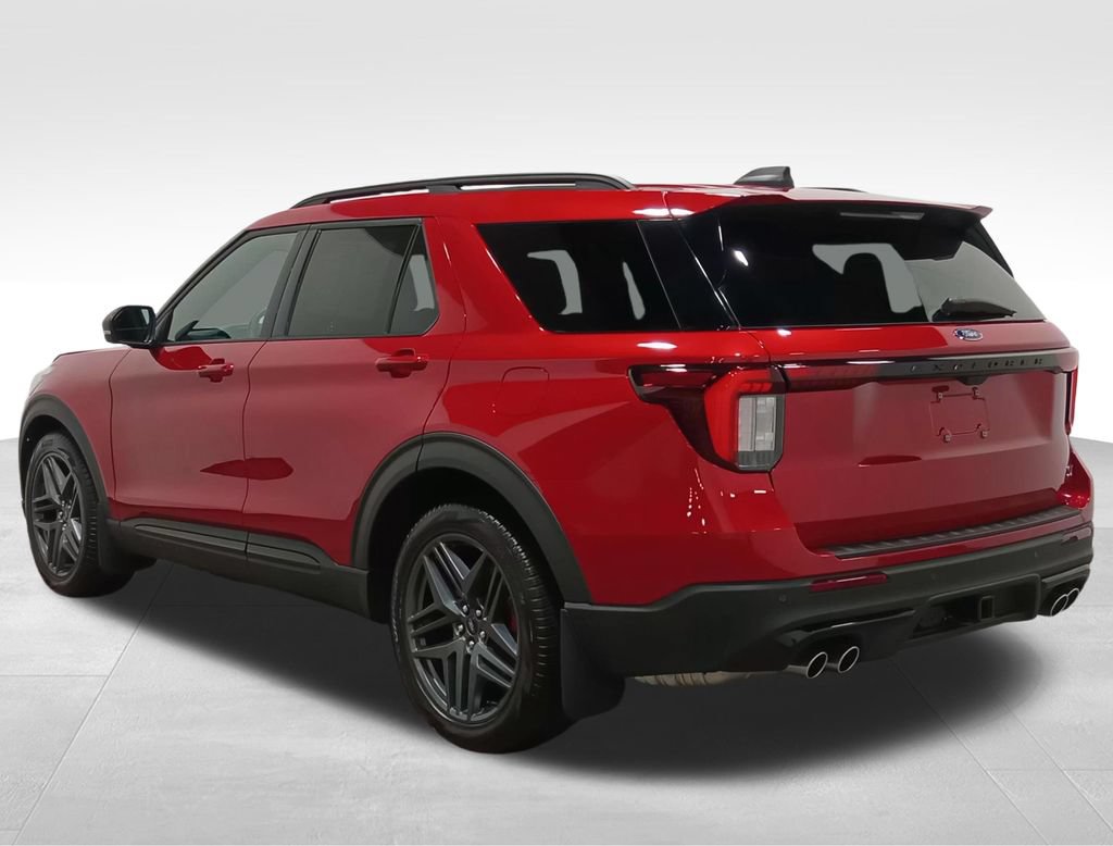 Certified 2025 Ford Explorer ST AWD/4WD image 7