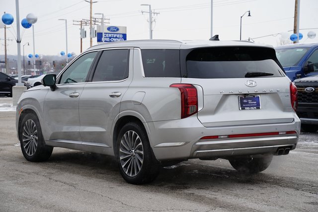 Used 2024 Hyundai Palisade Calligraphy image 3