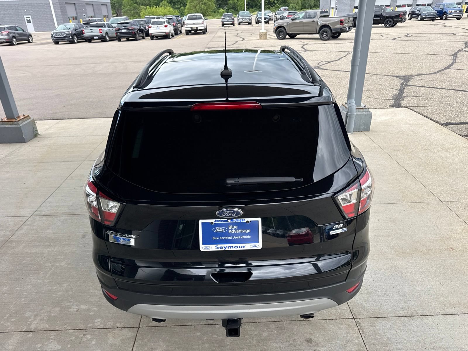 Certified 2018 Ford Escape SE w/ SE Sync 3 Package AWD/4WD image 7