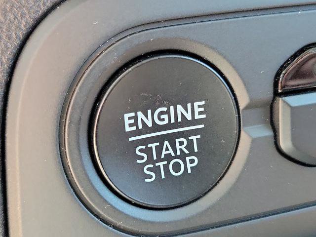 Certified 2025 Ford Bronco Sport Outer Banks w/ Outer Banks Tech Package+ AWD/4WD image 16